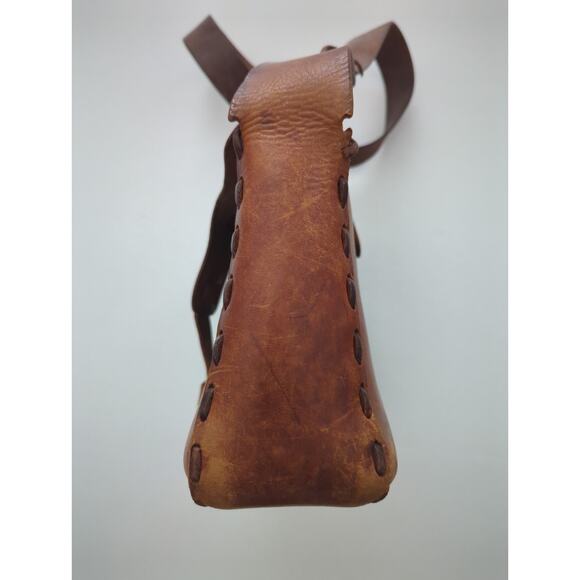 Vtg 60s Tooled Stitched Leather Shoulder Bag Floral detail Rustic Boho Crossbody - Picture 5 of 11